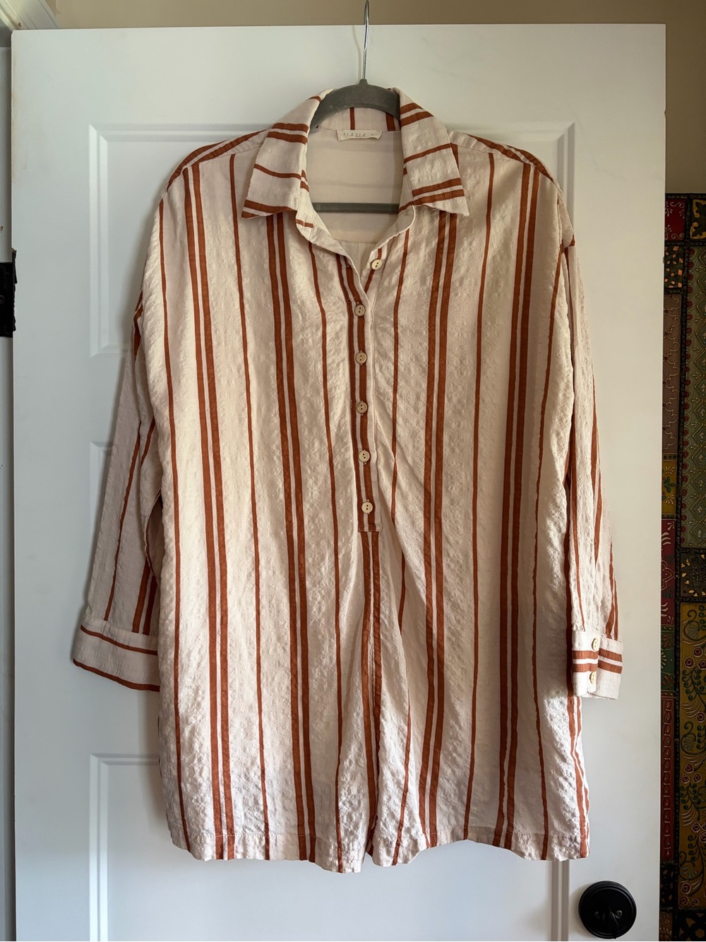 ILLA ILLA WOMEN’S Cream and Rust-Striped Casual Button-Down Romper